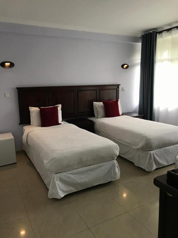 Crescent Lodge ลิฟวิงสโตน ภายนอก รูปภาพ